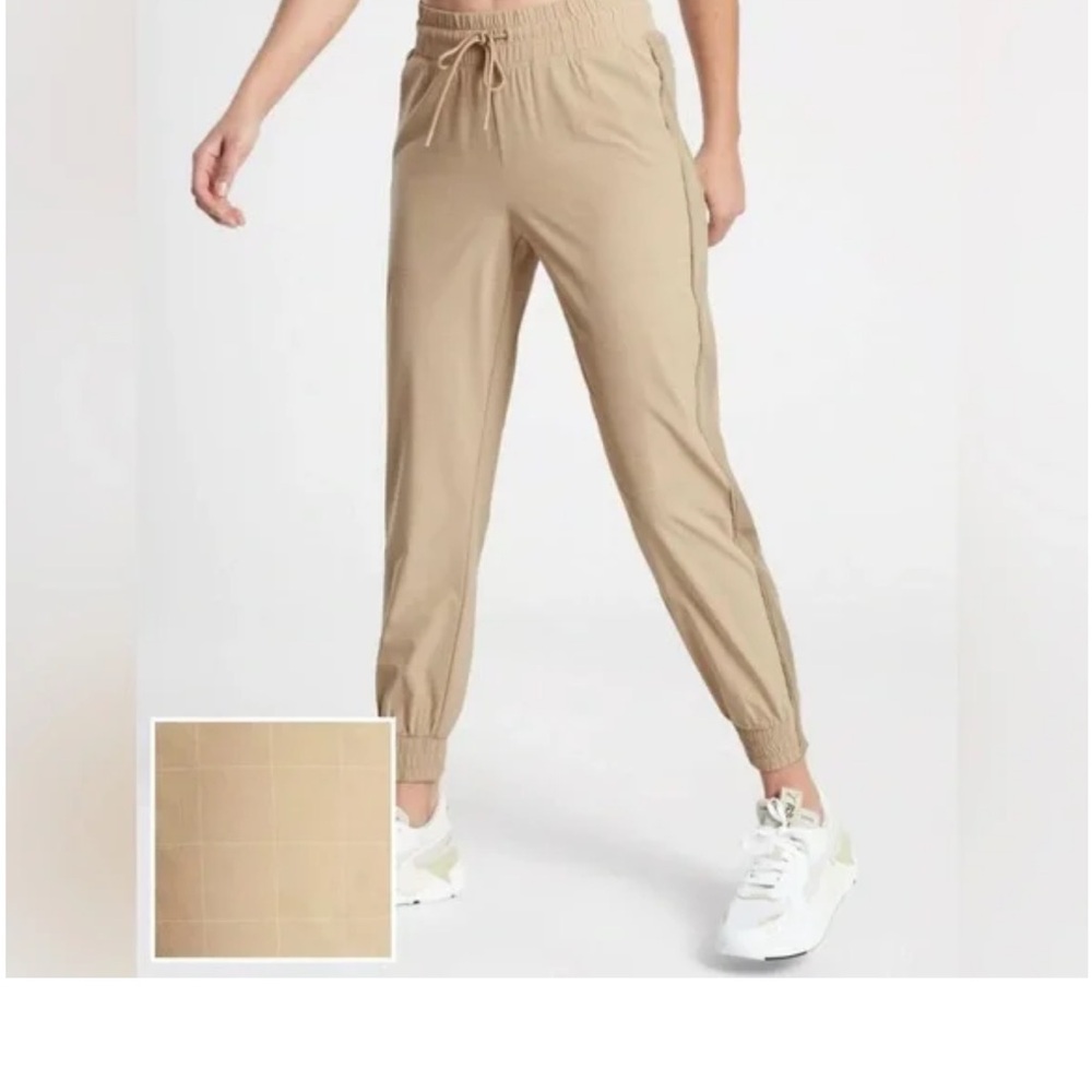 Athleta Brooklyn Textures Jogger Pants size 6 - tan